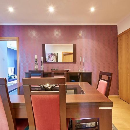 Apartmán In Bed With Lisbon 4E Amadora Exteriér fotografie