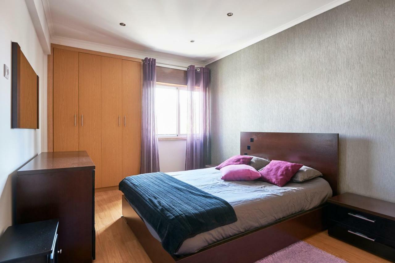 Apartmán In Bed With Lisbon 4E Amadora Exteriér fotografie