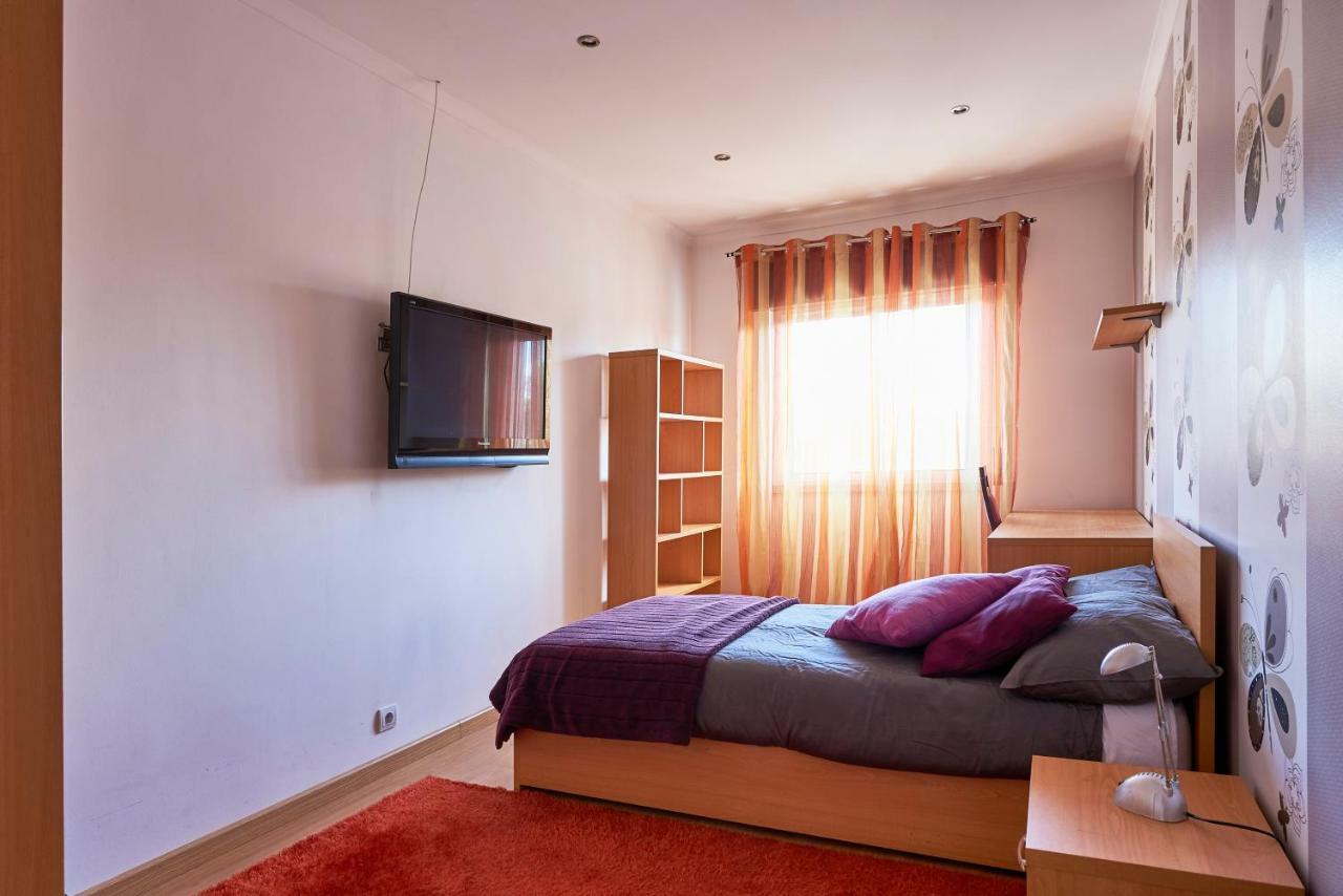 Apartmán In Bed With Lisbon 4E Amadora Exteriér fotografie